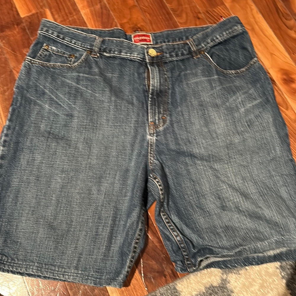 Denim shorts!